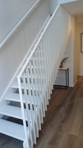 bespoke-stair-rail