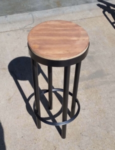 Straight round tube legs